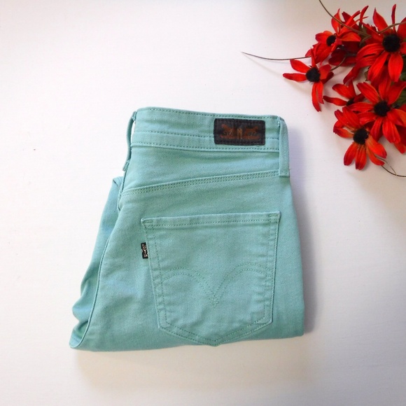 mint green levis